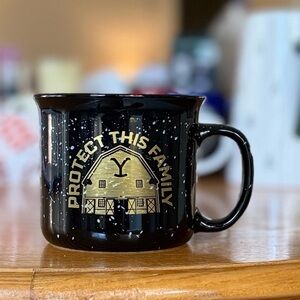 YELLOWSTONE 18oz ZAK! Protect This Family Dutton Ranch Montana Ceramic Mug 🌄🐎🌅